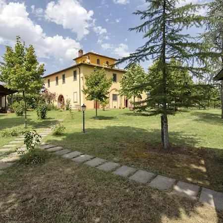 Fratta-santa Caterina Sleeps 16 With Pool And Wifi
