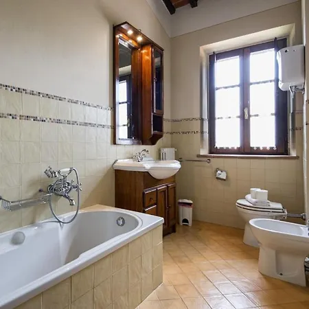 Fratta-santa Caterina Sleeps 16 With Pool And Wifi Villa *