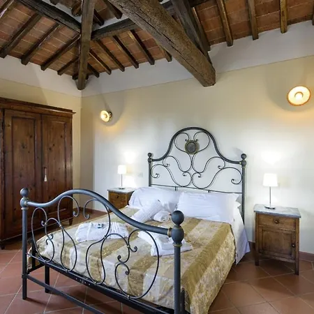 Fratta-santa Caterina Sleeps 16 With Pool And Wifi Villa *
