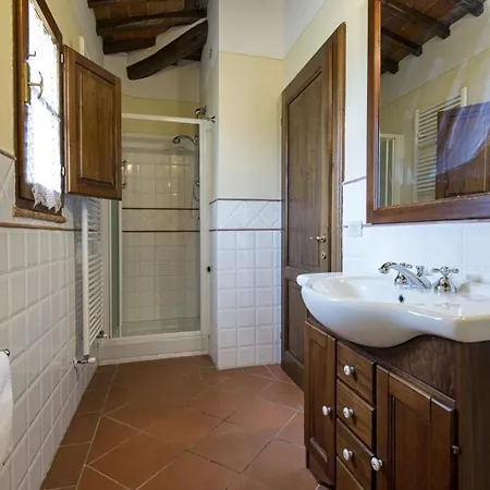 Fratta-santa Caterina Sleeps 16 With Pool And Wifi Cortona