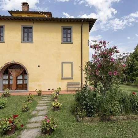 Fratta-santa Caterina Sleeps 16 With Pool And Wifi